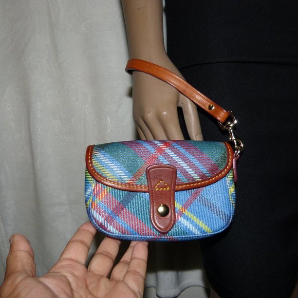 SOLD DOONEY & BURKE COLORFUL WRISTLET - Picture 1 of 7